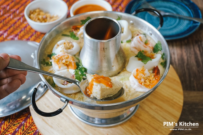 seafood steamed eggs in hot pot with suki sauce 29