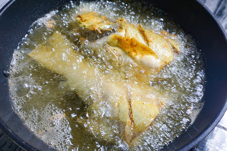 deep fried thread fin fish with turmeric 10