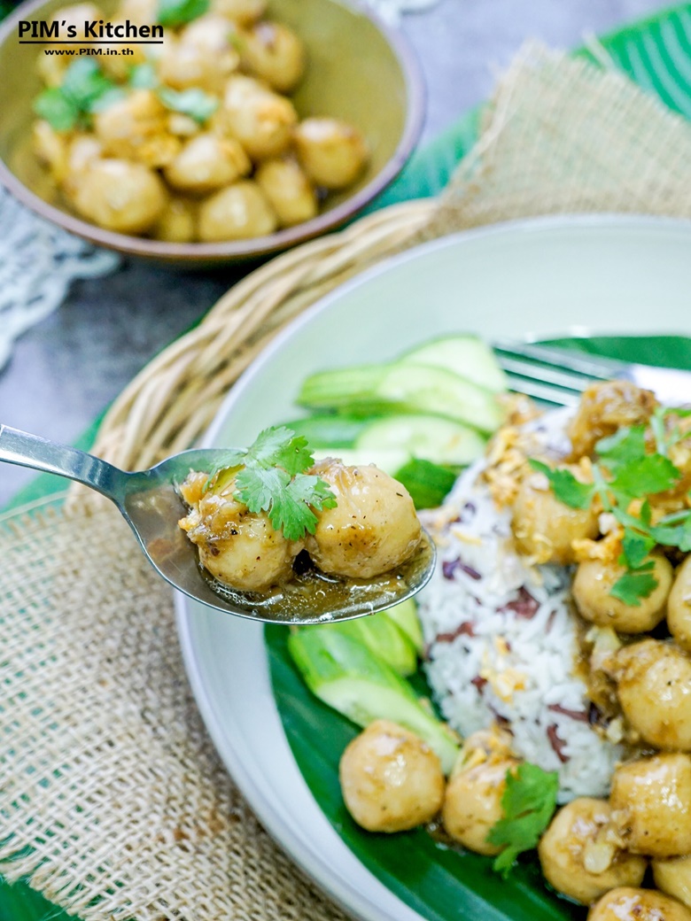 fried garlic pork balls 01